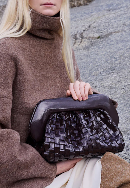 TIA NAPLAK POUCH