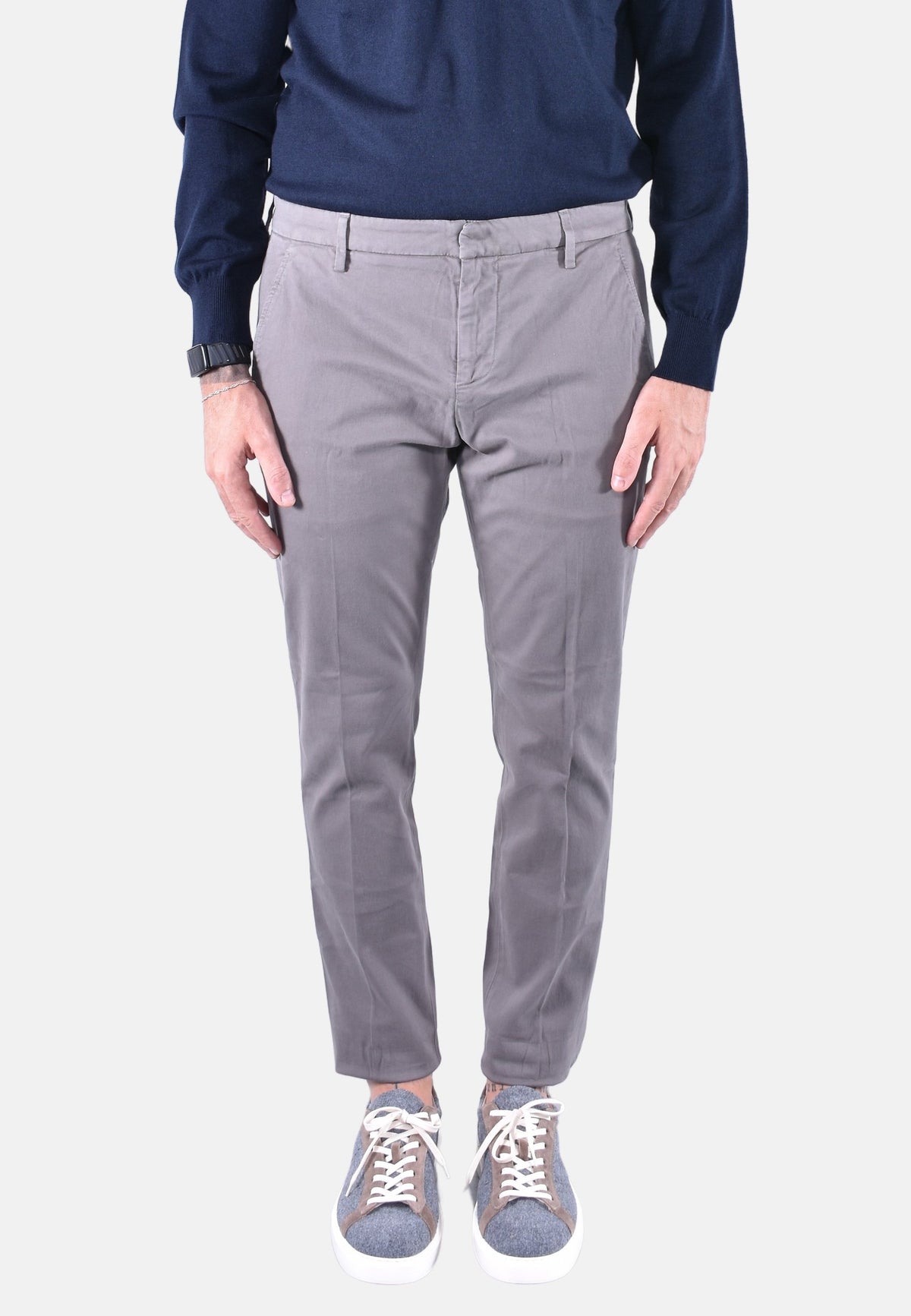 GAUBERT SLIM-FIT CHINOS IN STRETCH GABARDINE WITH A WARM HAND