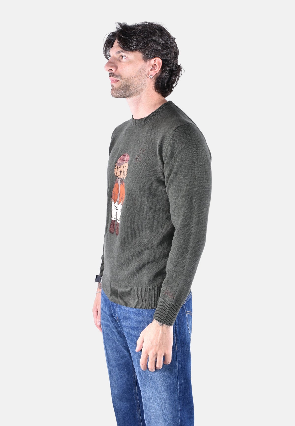 HERON ROUND-NECK SWEATER