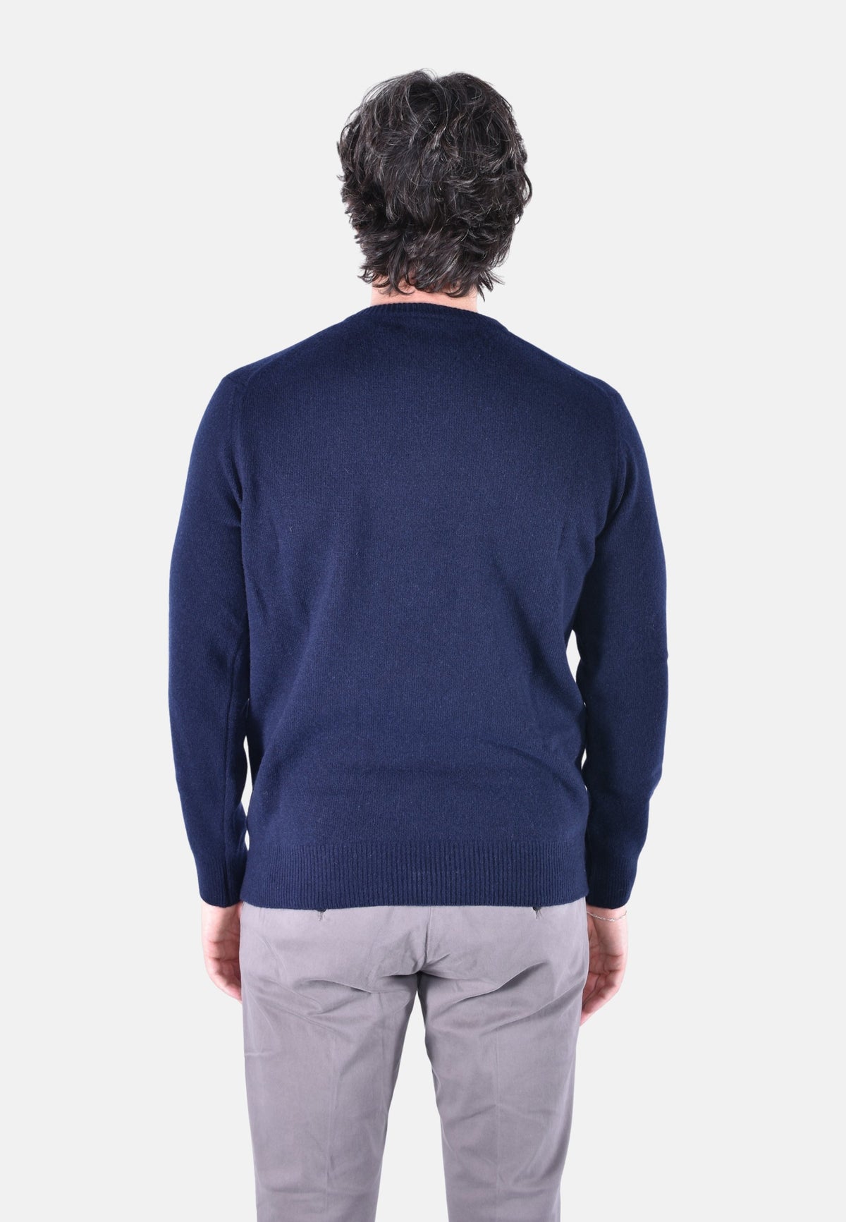 HERON ROUND-NECK SWEATER