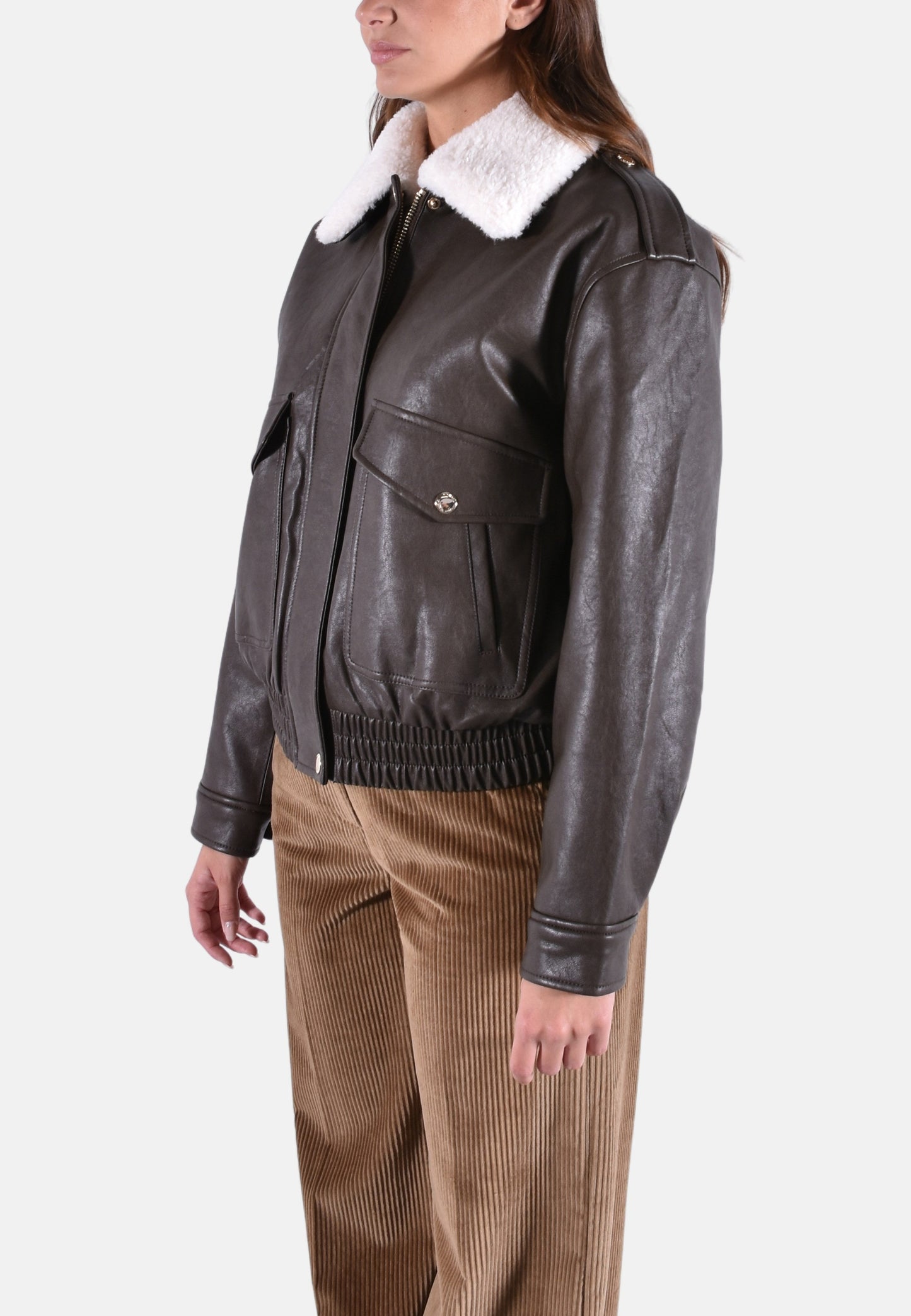 BOMBER CON FINITURE IN PELLICCIA SINTETICA