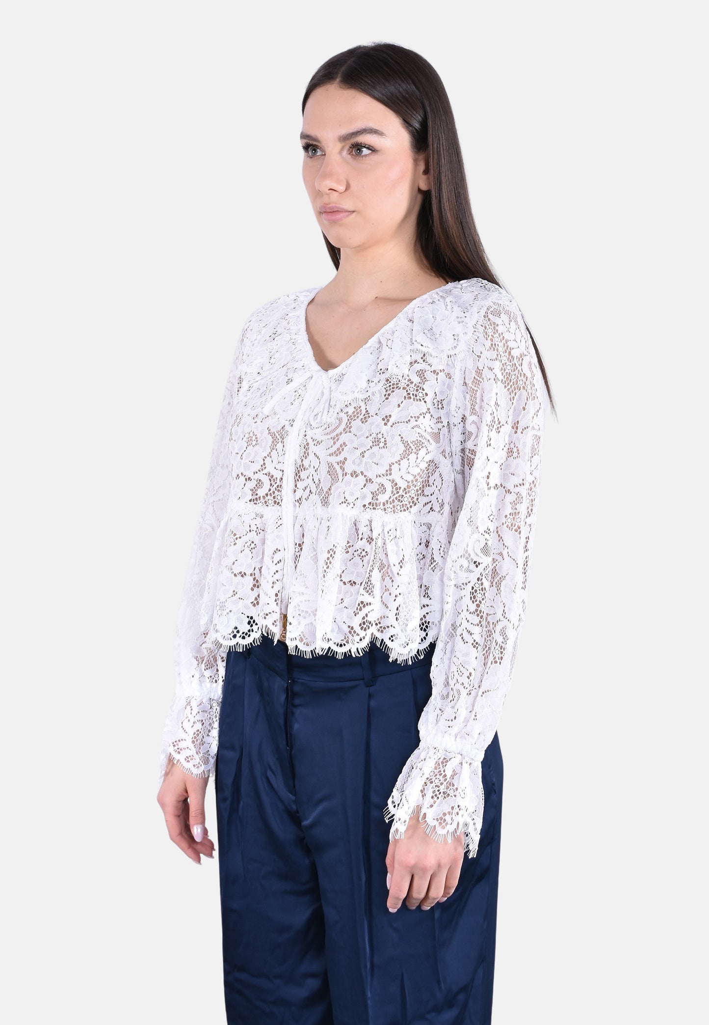 LACE V NECK TOP
