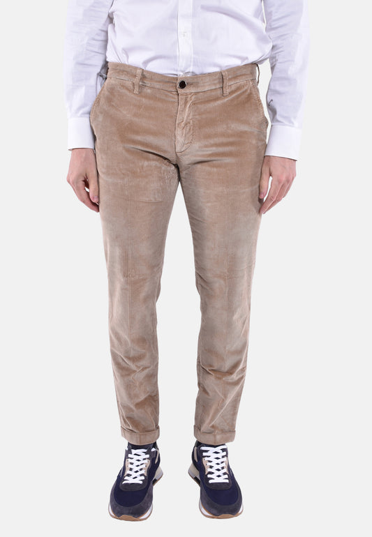 MUCHA CHINOS UOMO CON RISVOLTO