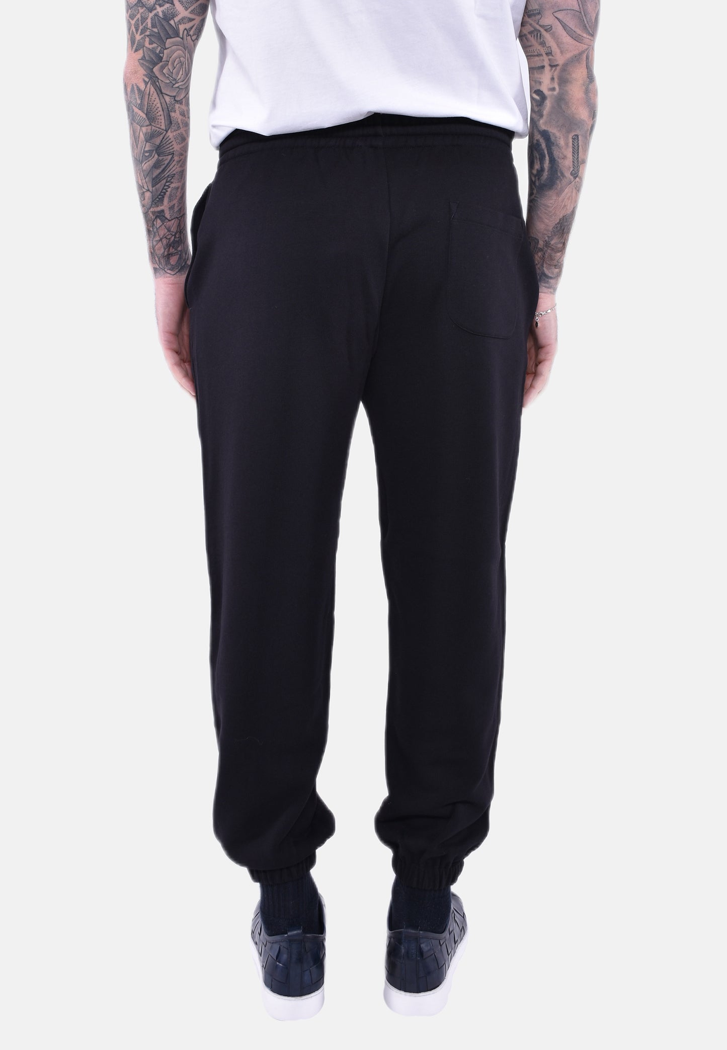 JOGGER CON LOGO
