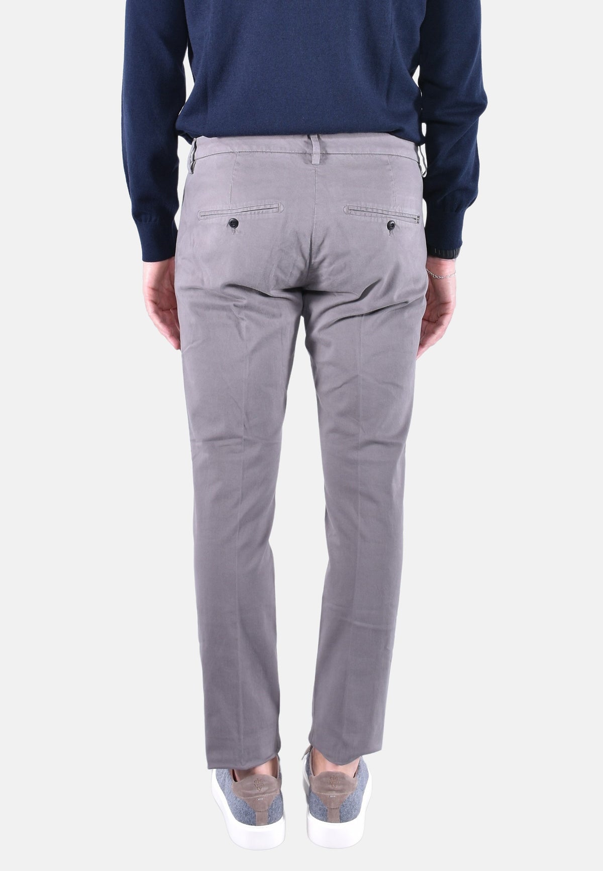 GAUBERT SLIM-FIT CHINOS IN STRETCH GABARDINE WITH A WARM HAND