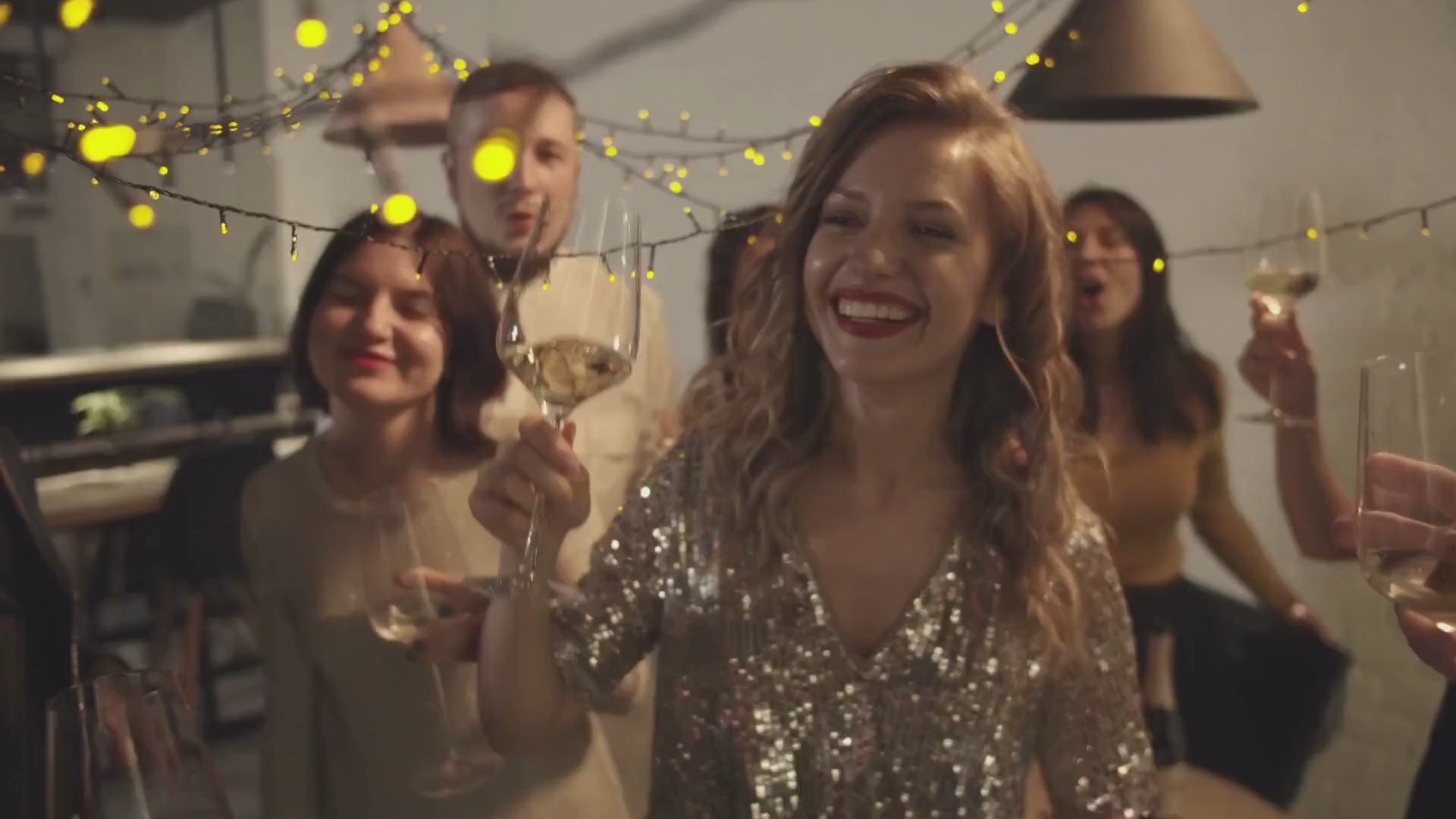 Carica il video: BLACK FRIDAY